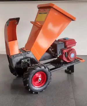 Petrol-Powered Wood Chipper 4 Strockes 7.5hp