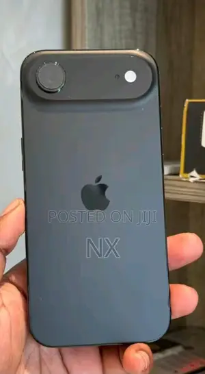New Apple iPhone 17 256 GB Black