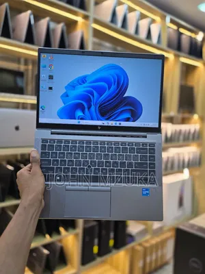 Laptop HP ZBook Firefly G8 16GB Intel Core i5 SSD 256GB