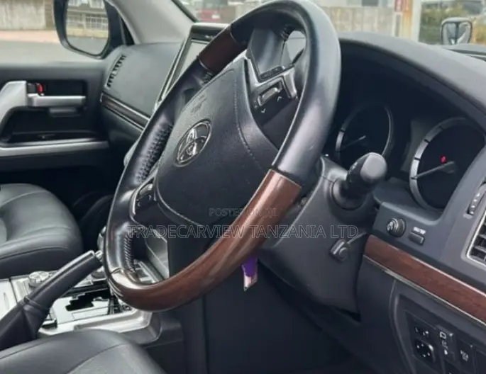 Toyota Land Cruiser 2020 Black