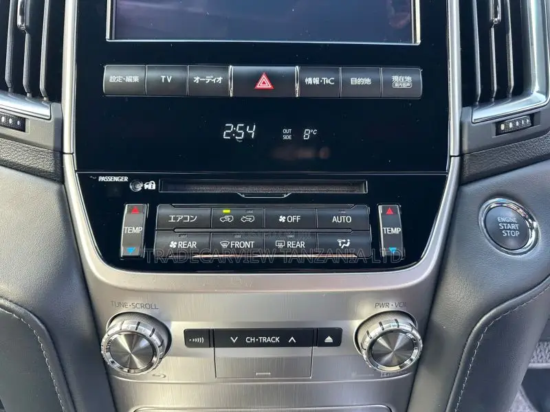 Toyota Land Cruiser 2021 Black