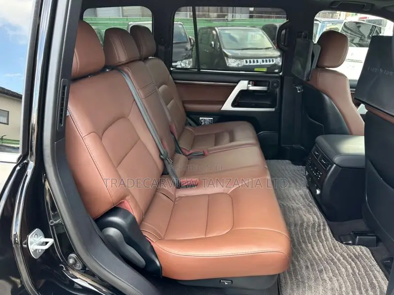 Toyota Land Cruiser 2021 Black