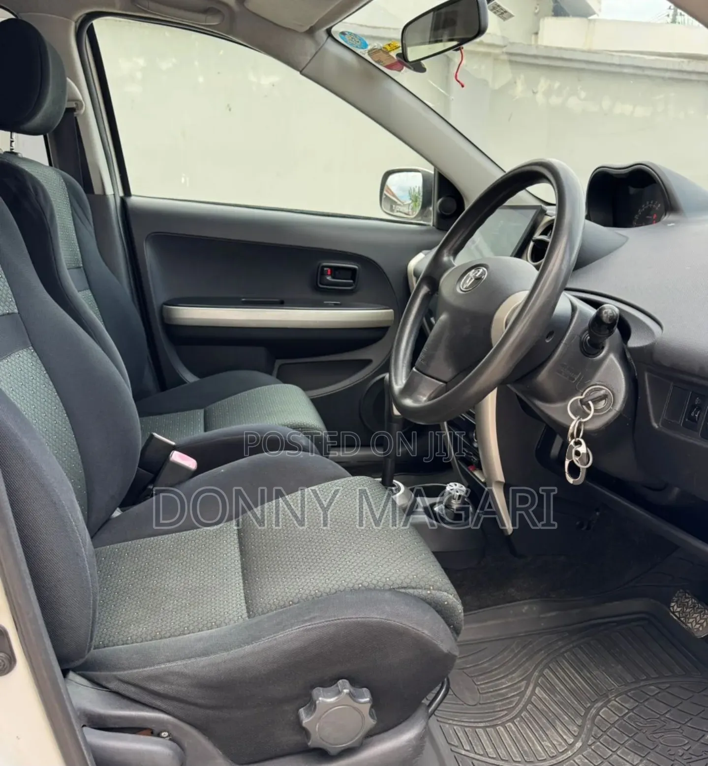 Toyota IST 2006 White