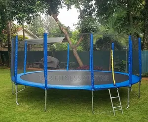 16 Ft Trampoline