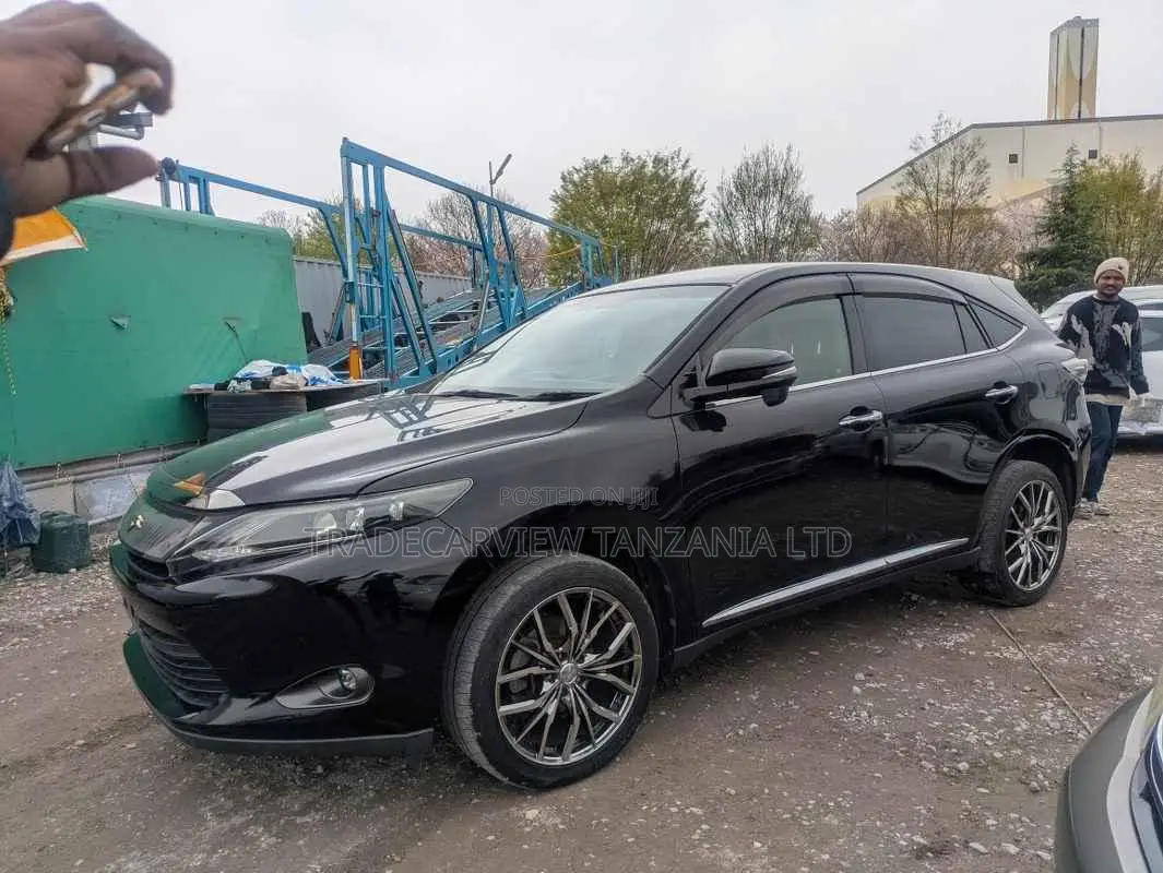 Toyota Harrier 2014 Black