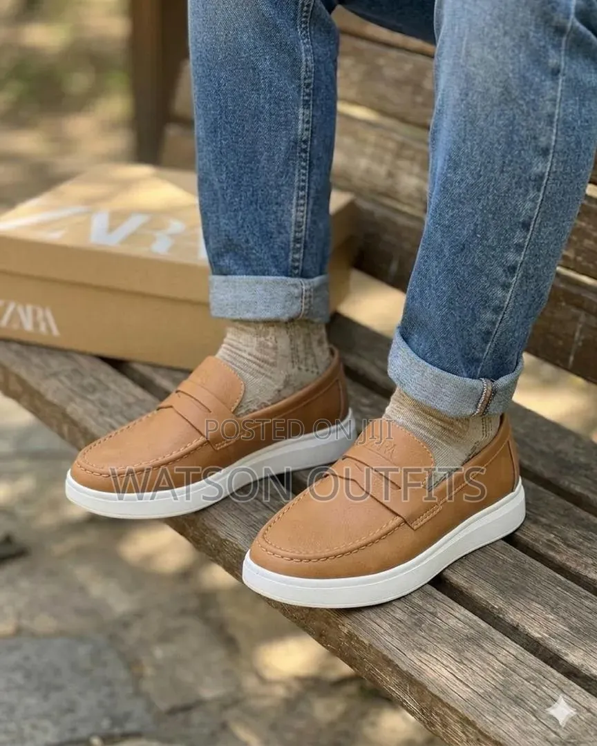 Men's New and Original Leather Shoes Classic and Simpo Zara Branded
