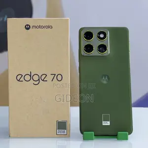 New Motorola Edge 70 512 GB Green