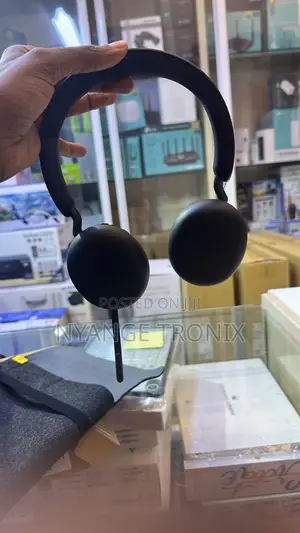 Jabra Evolve2 65 Headsets