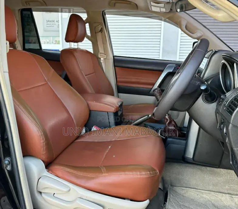 Toyota Land Cruiser Prado 2012 Black