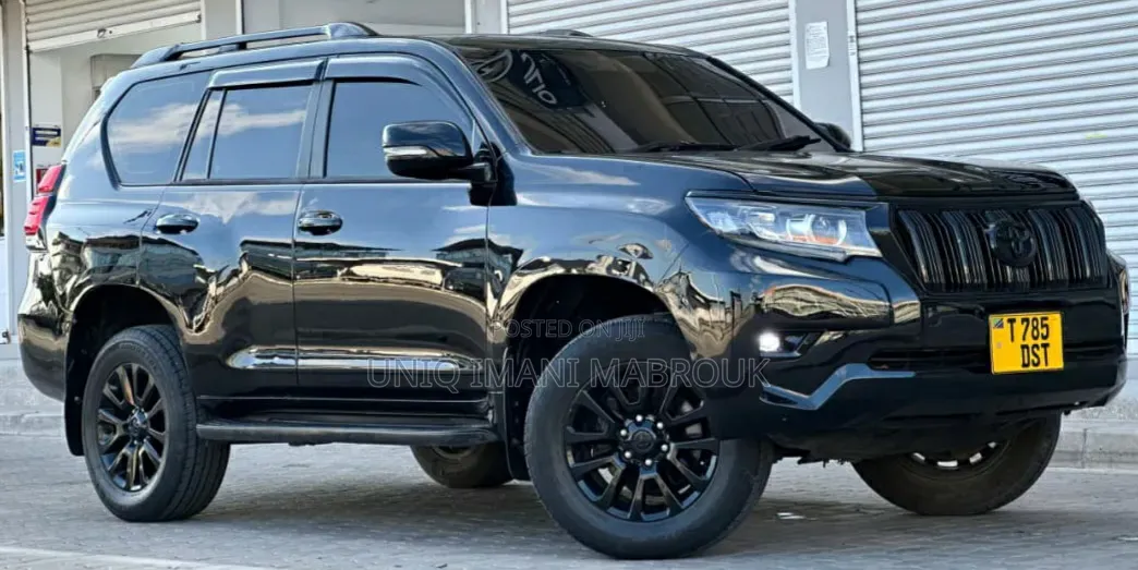 Toyota Land Cruiser Prado 2012 Black