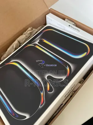 New Apple iPad Pro 13 (2025) 256 GB Black
