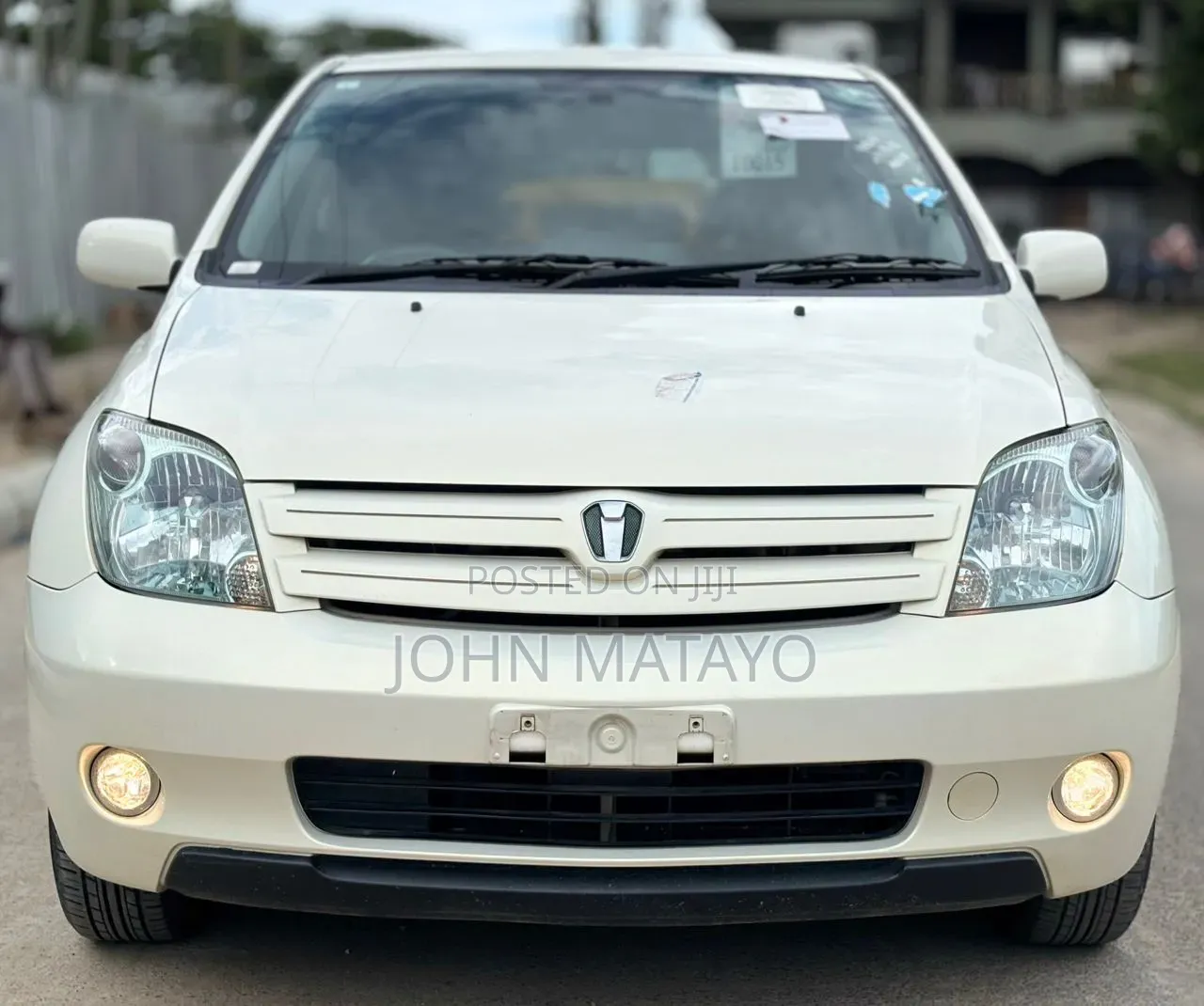 Toyota IST 2005 White