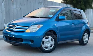 Toyota IST 2003 Blue