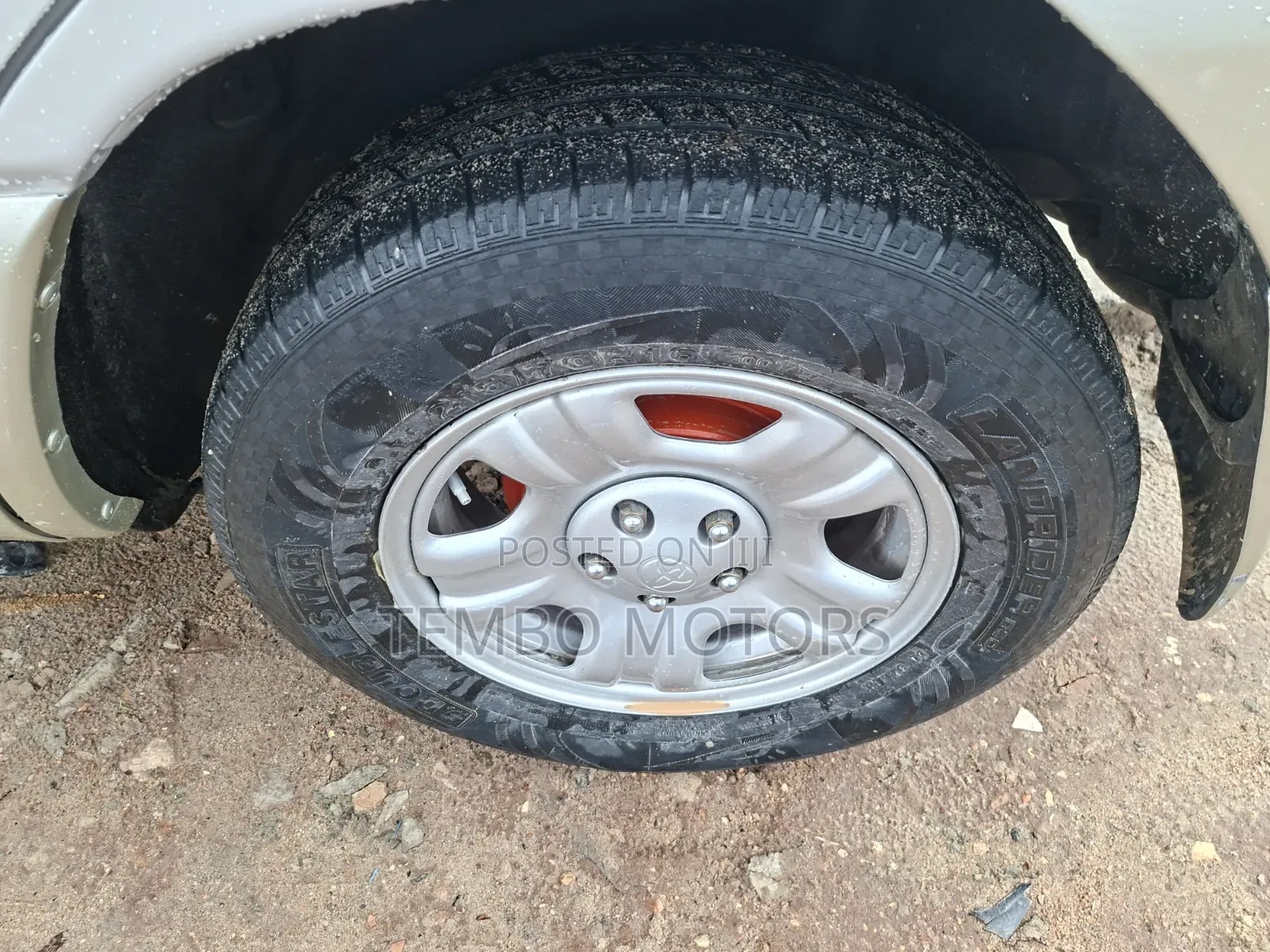 Toyota RAV4 1999 White