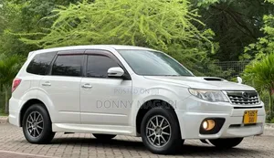 Subaru Forester 2.0D X 2012 White