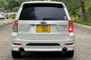 Subaru Forester 2.0D X 2012 White