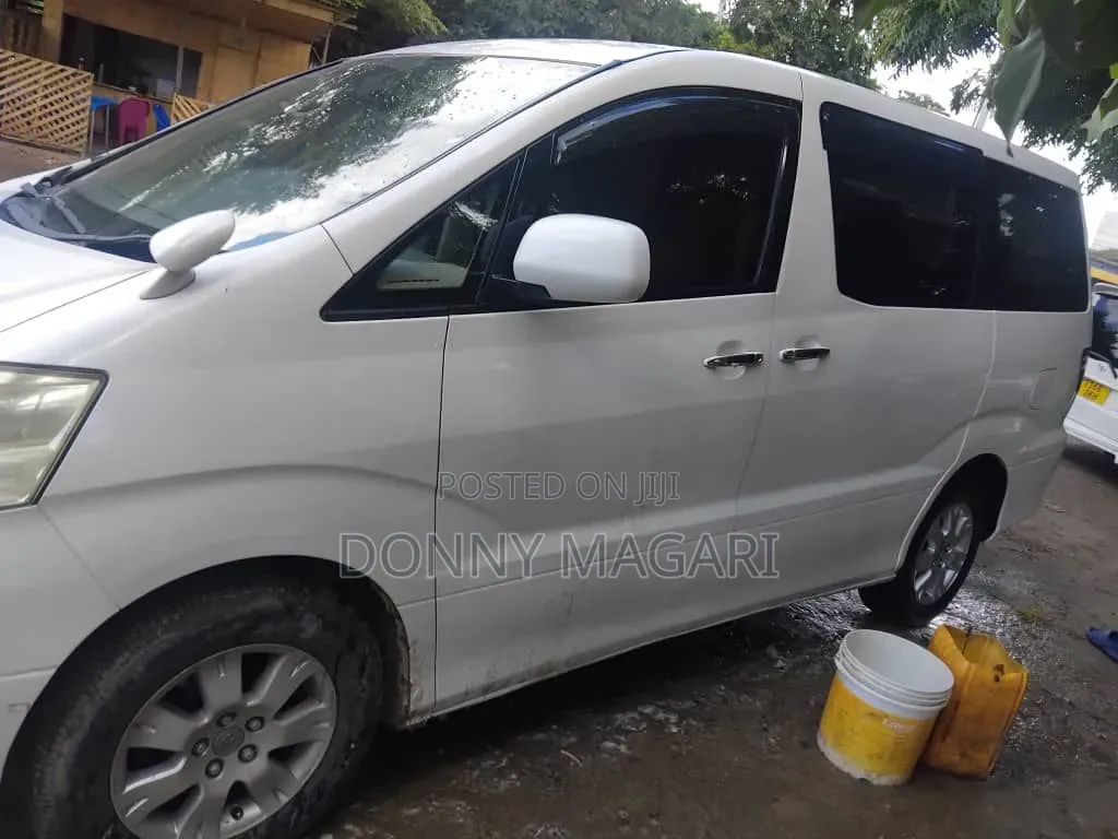 Toyota Alphard 2006 White