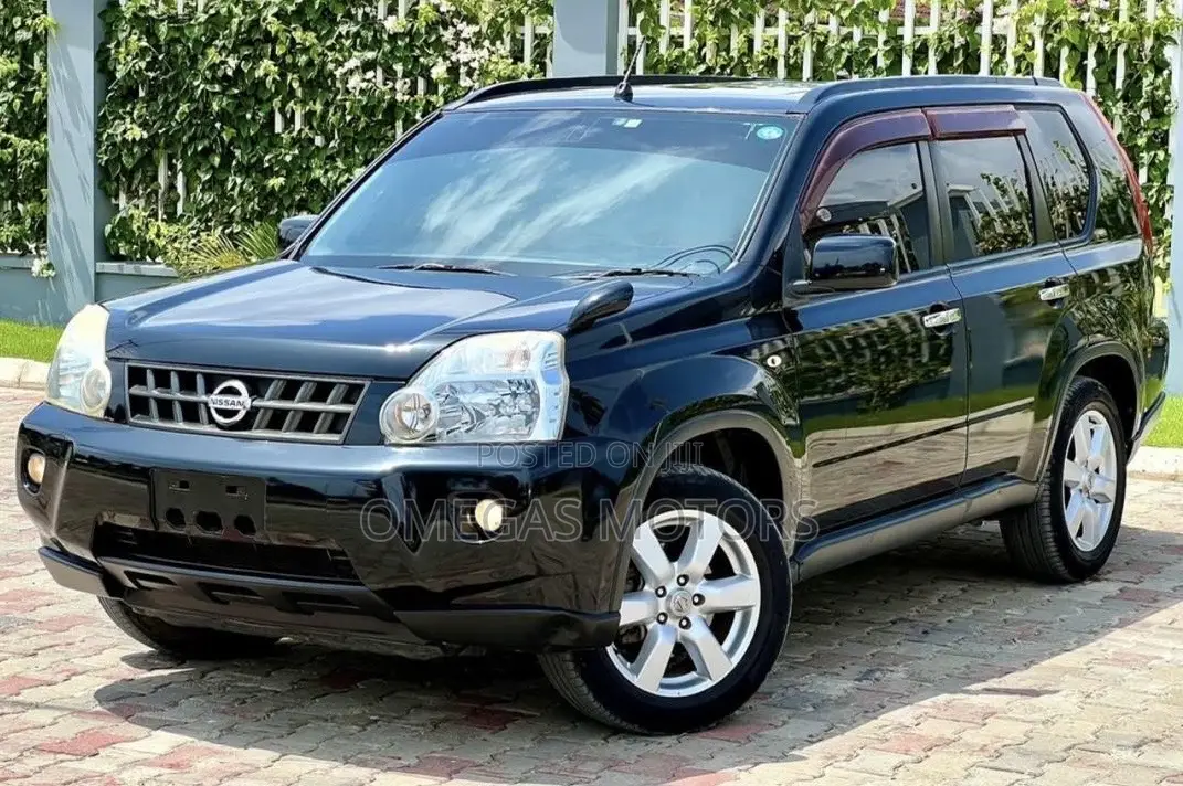 Nissan X-Trail 2.0 2008 Black