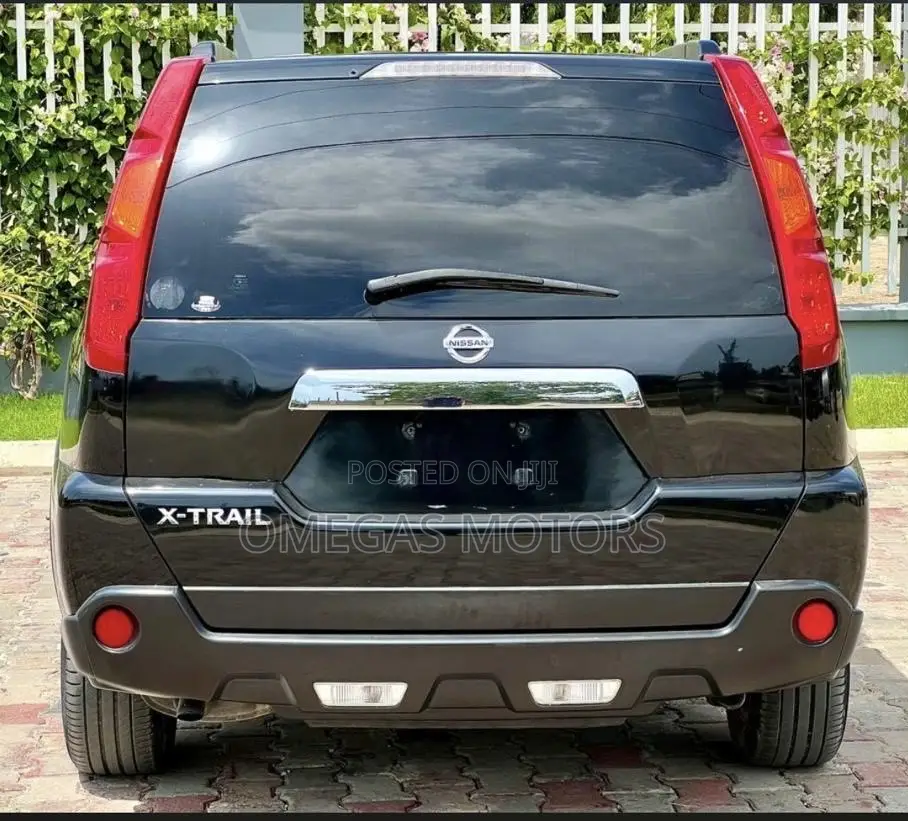 Nissan X-Trail 2.0 2008 Black