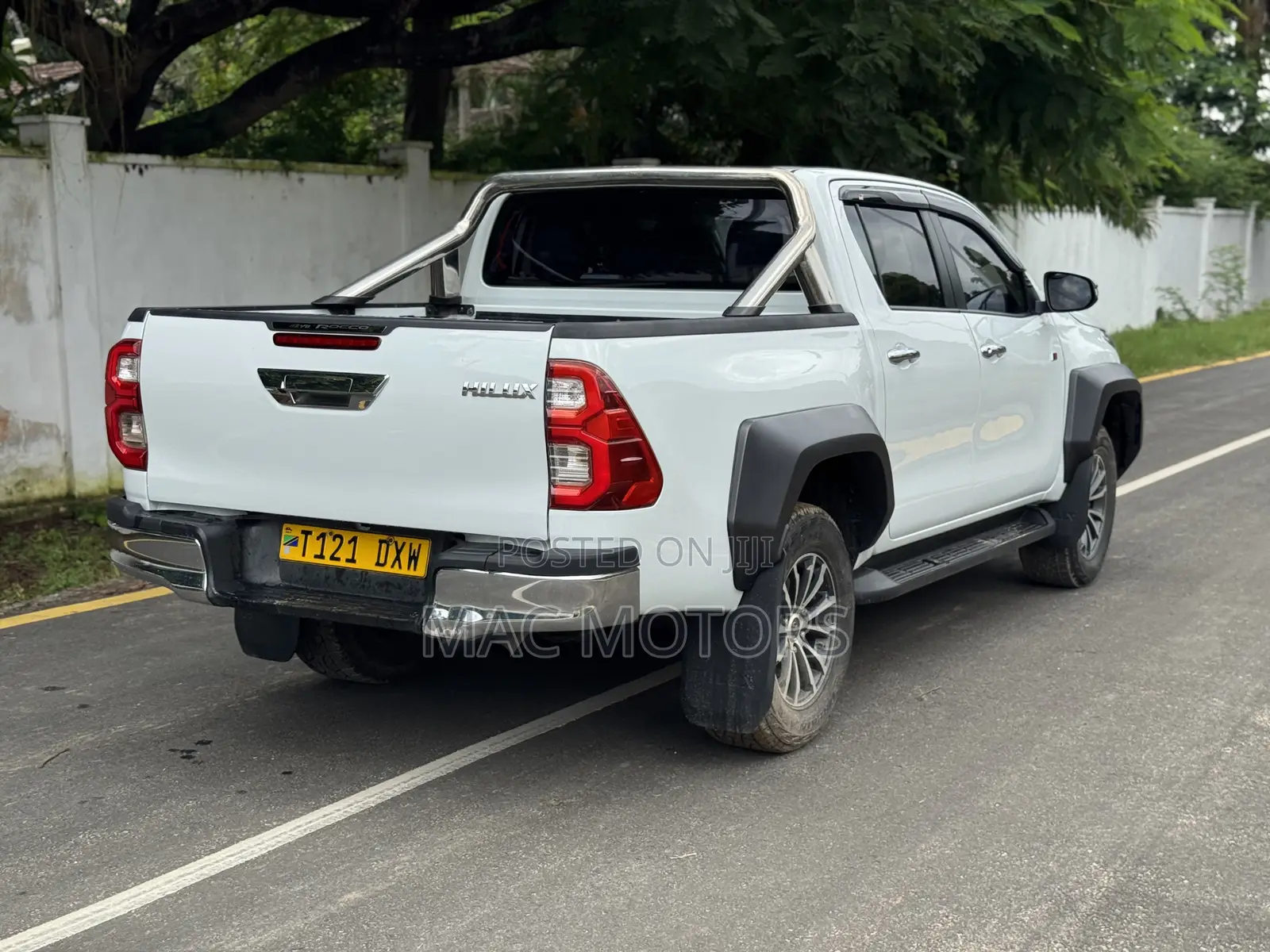 Toyota Hilux 2.8 Diesel 2020 White