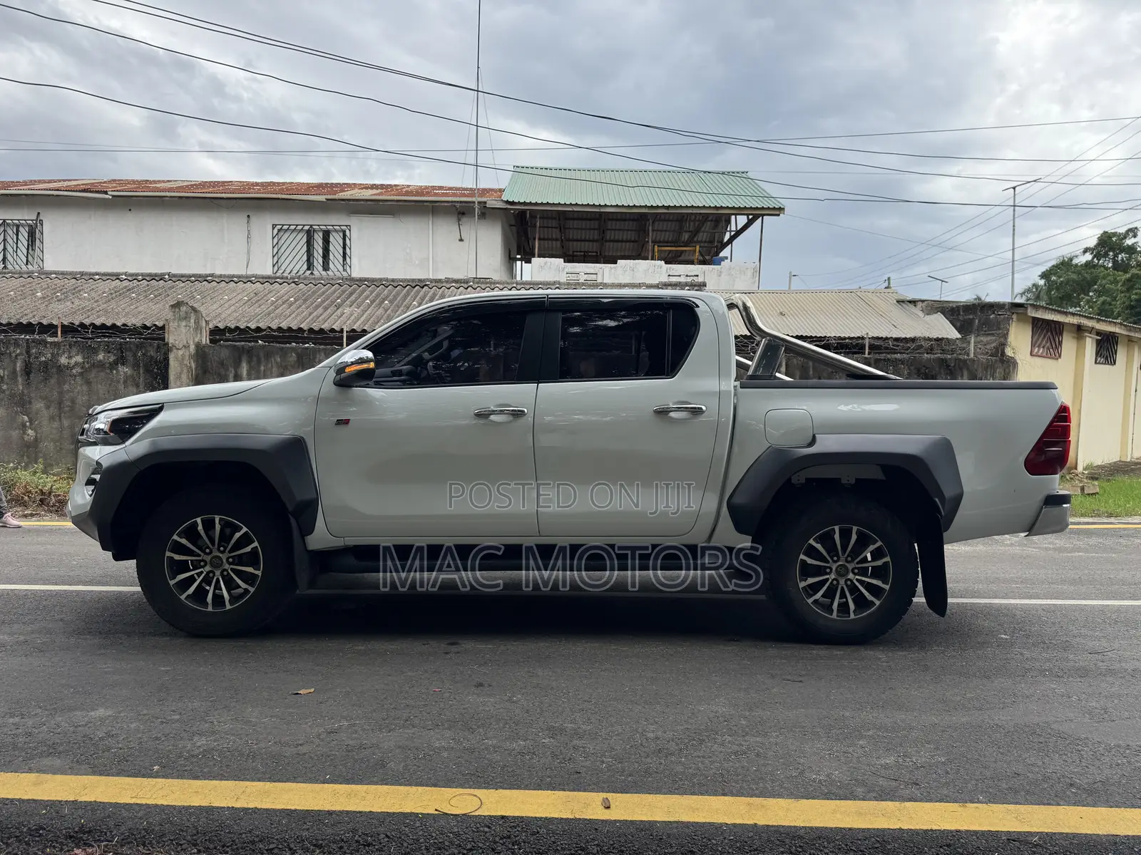 Toyota Hilux 2.8 Diesel 2020 White