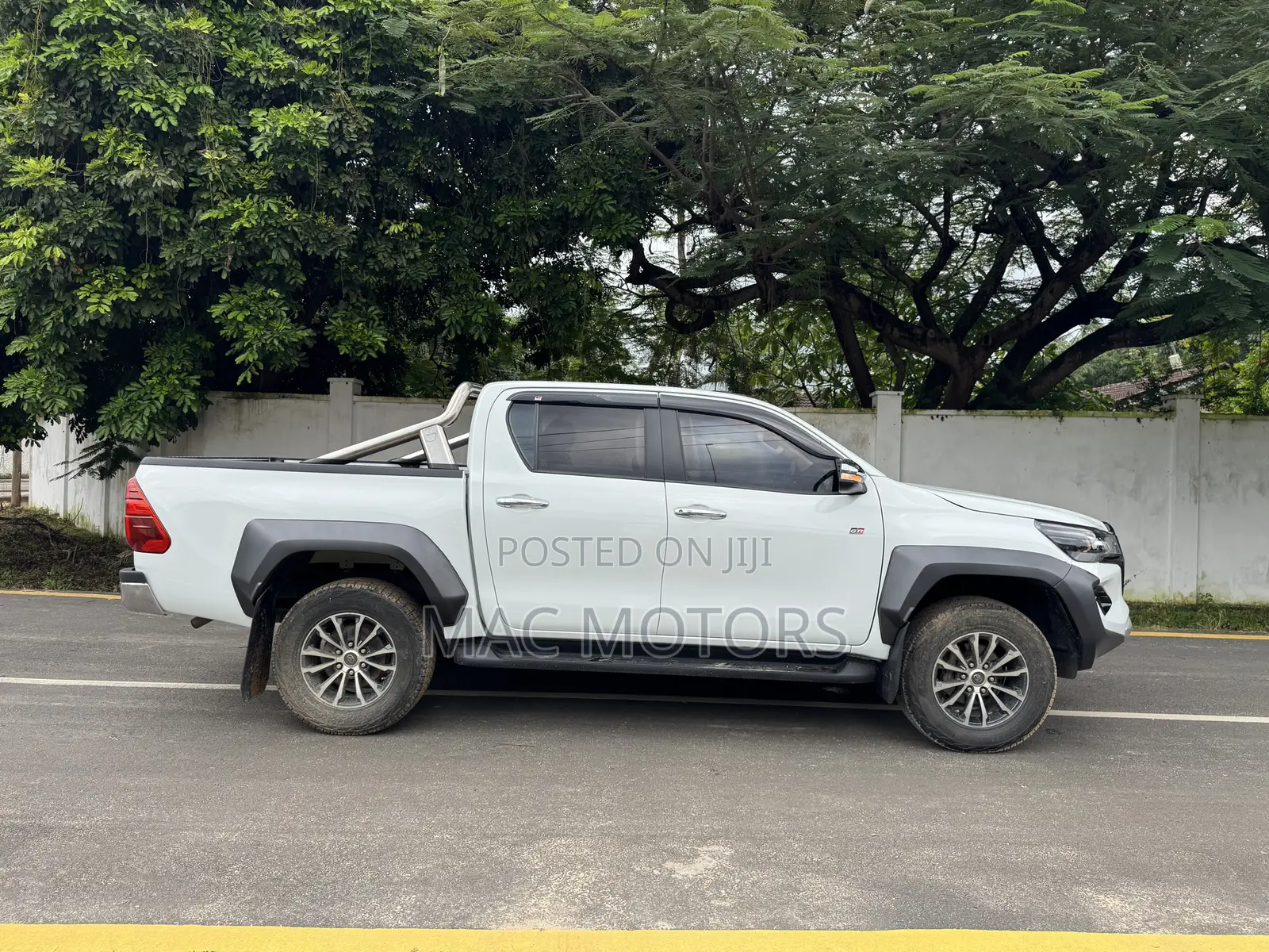 Toyota Hilux 2.8 Diesel 2020 White
