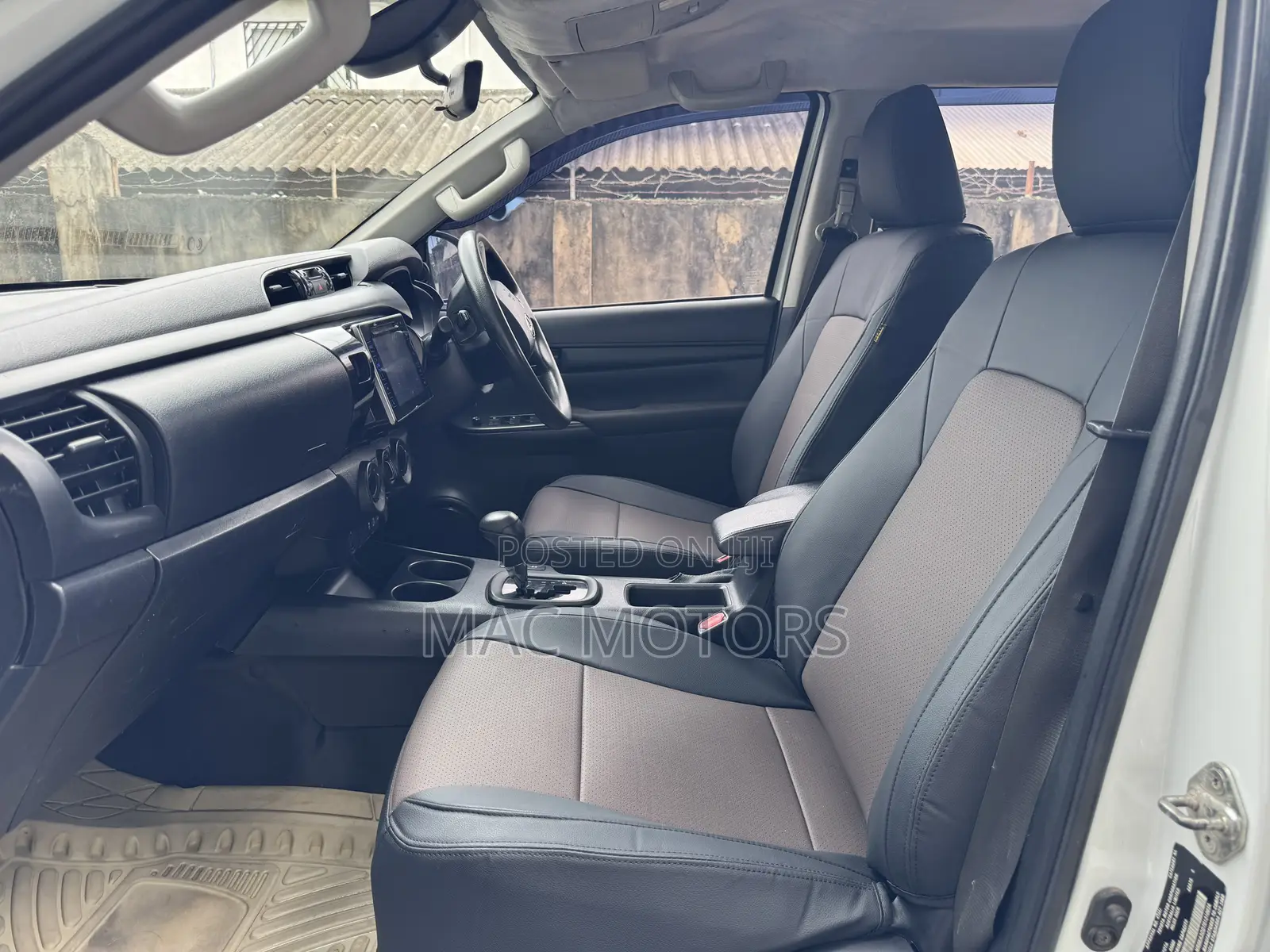 Toyota Hilux 2.8 Diesel 2020 White