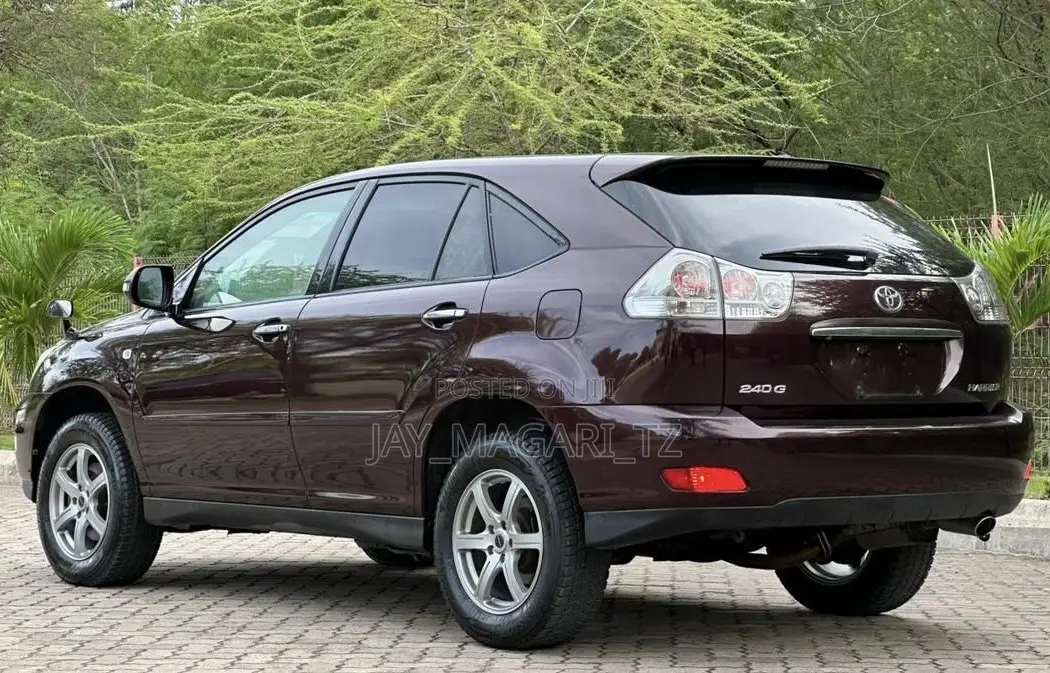 Toyota Harrier 2004 Black