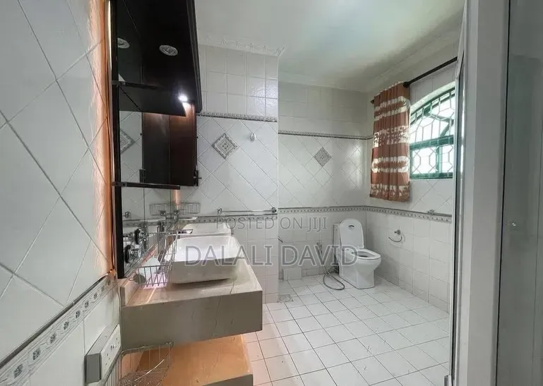 Furnished 3bdrm Villa in Masaki for rent