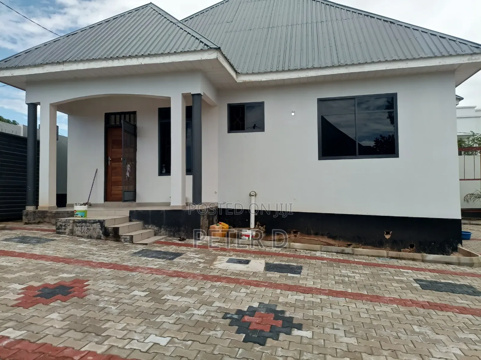 2bdrm House in Goba for sale