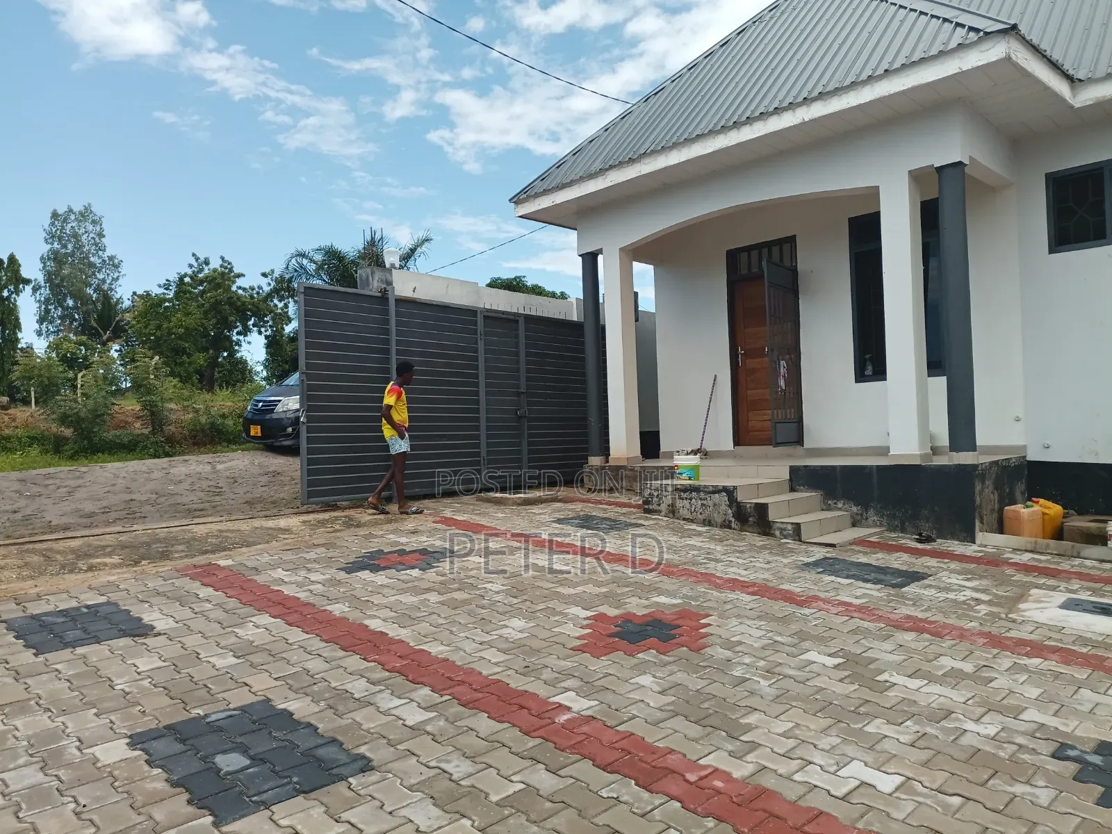 2bdrm House in Goba for sale