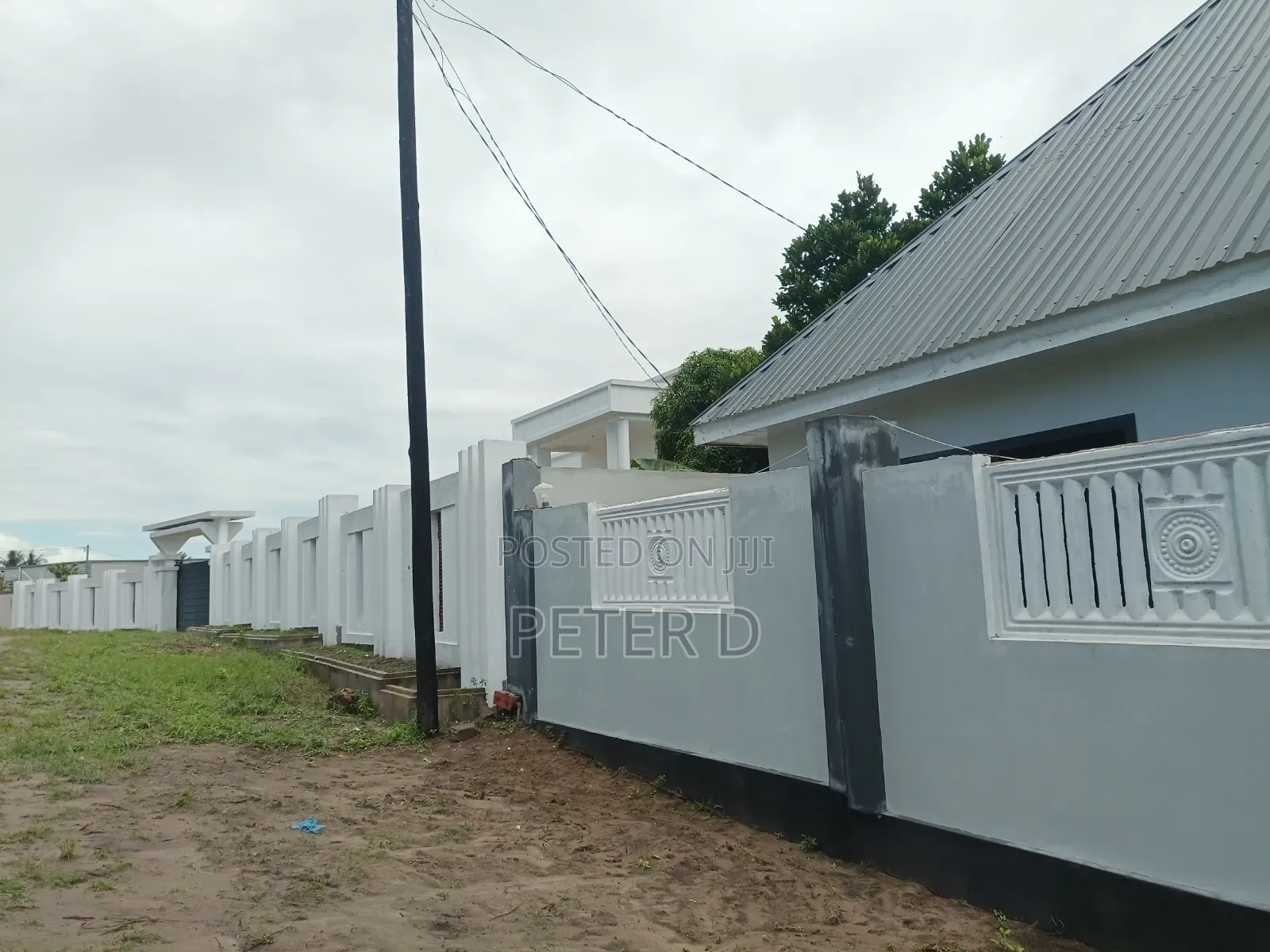 2bdrm House in Goba for sale