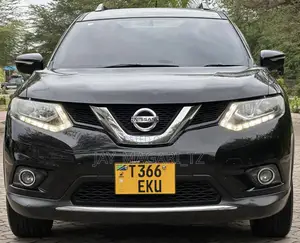 Nissan X-Trail 2015 Black
