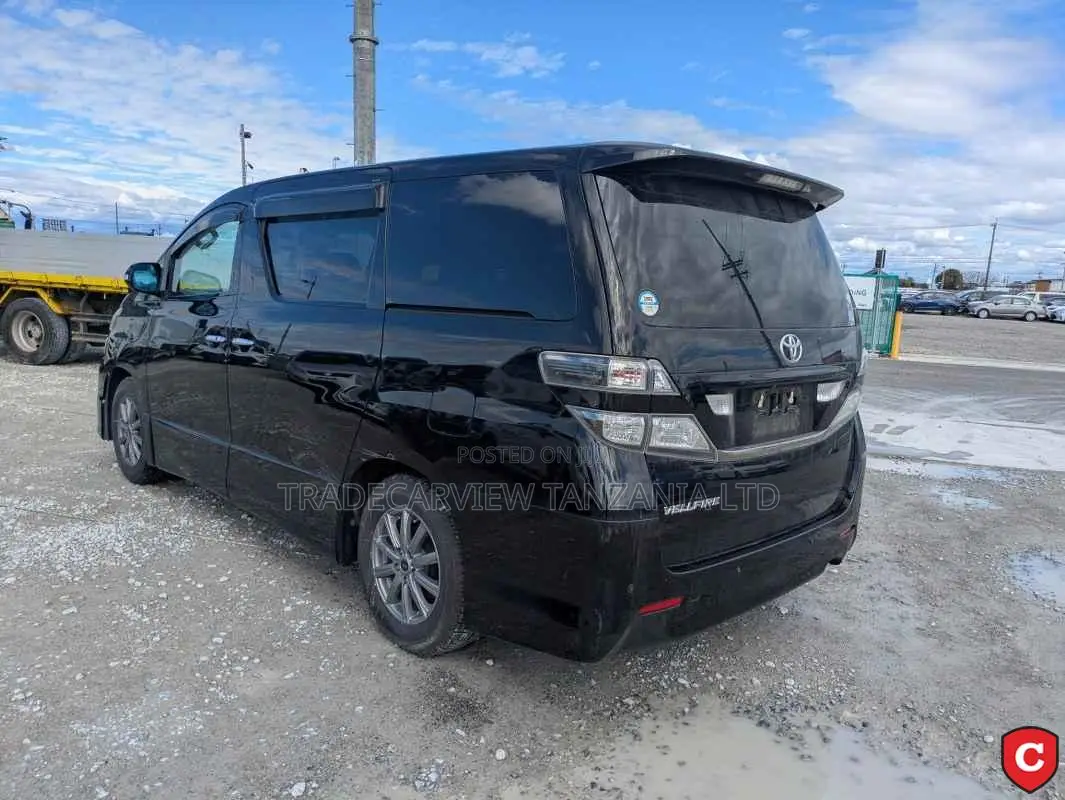 Toyota Alphard 2010 Black