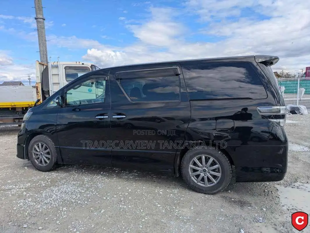 Toyota Alphard 2010 Black