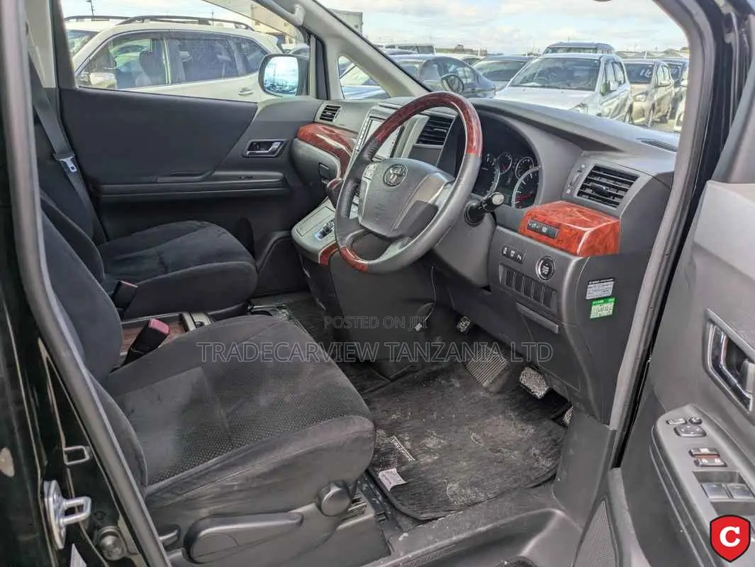 Toyota Alphard 2010 Black