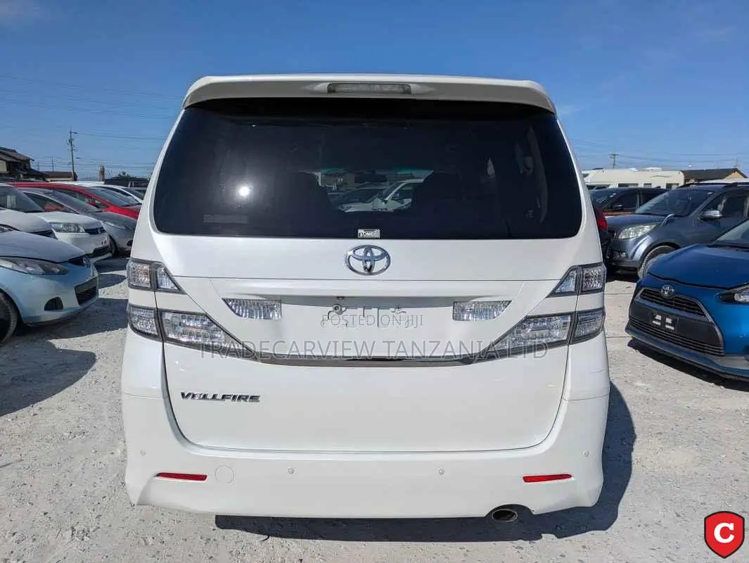 Toyota Alphard 2009 Pearl