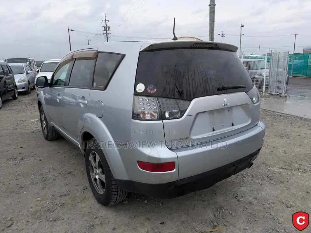 Mitsubishi Outlander 2007 Silver