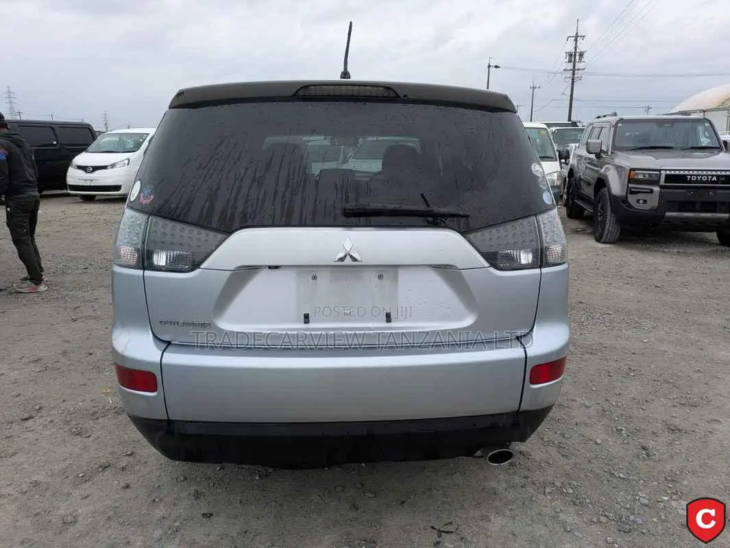 Mitsubishi Outlander 2007 Silver