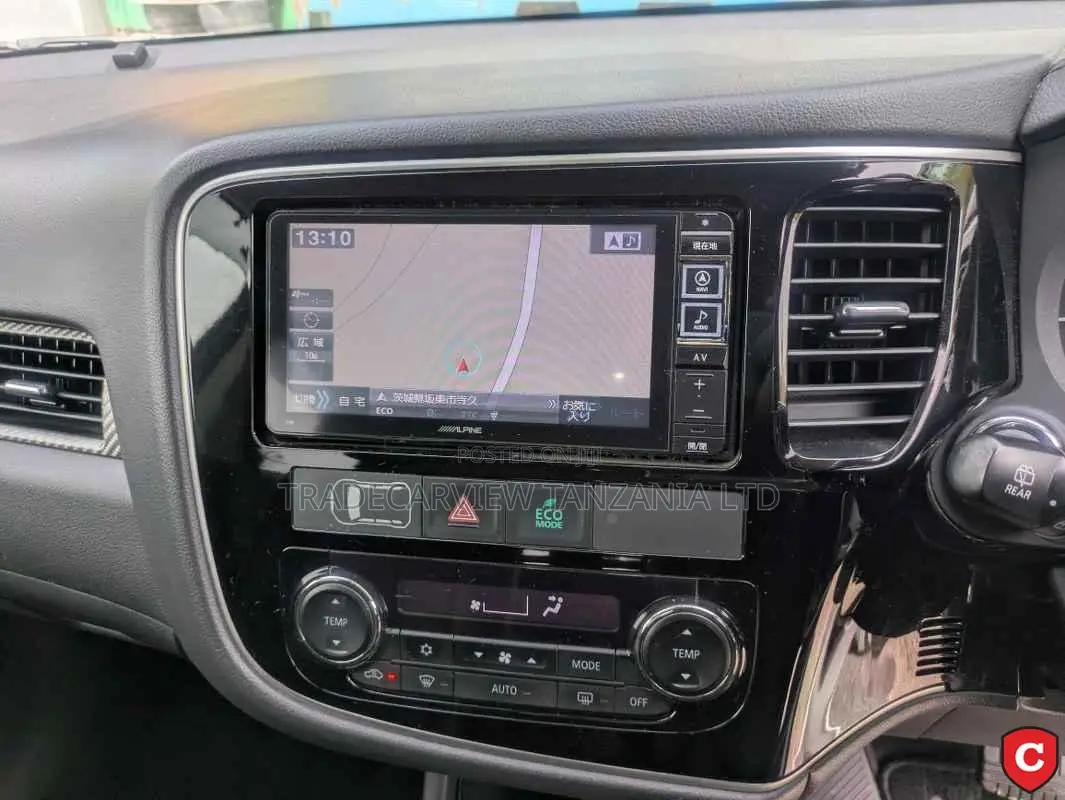 Mitsubishi Outlander 2016 Pearl