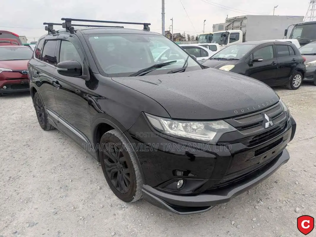 Mitsubishi Outlander 2016 Black