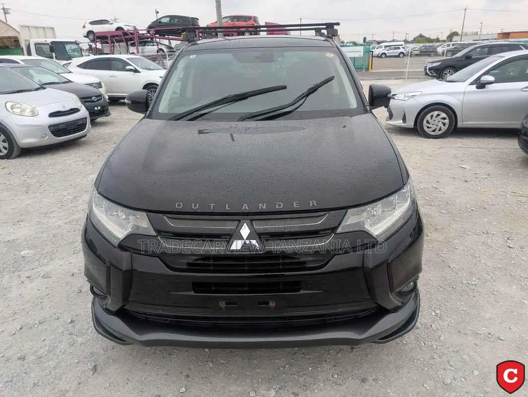 Mitsubishi Outlander 2016 Black