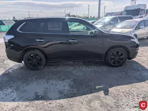 Mitsubishi Outlander 2013 Black