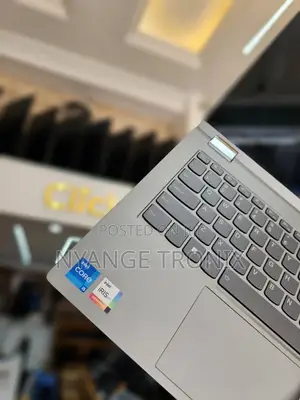 Laptop Lenovo ThinkPad T14s Gen 2 16GB Intel Core i5 SSD 512GB