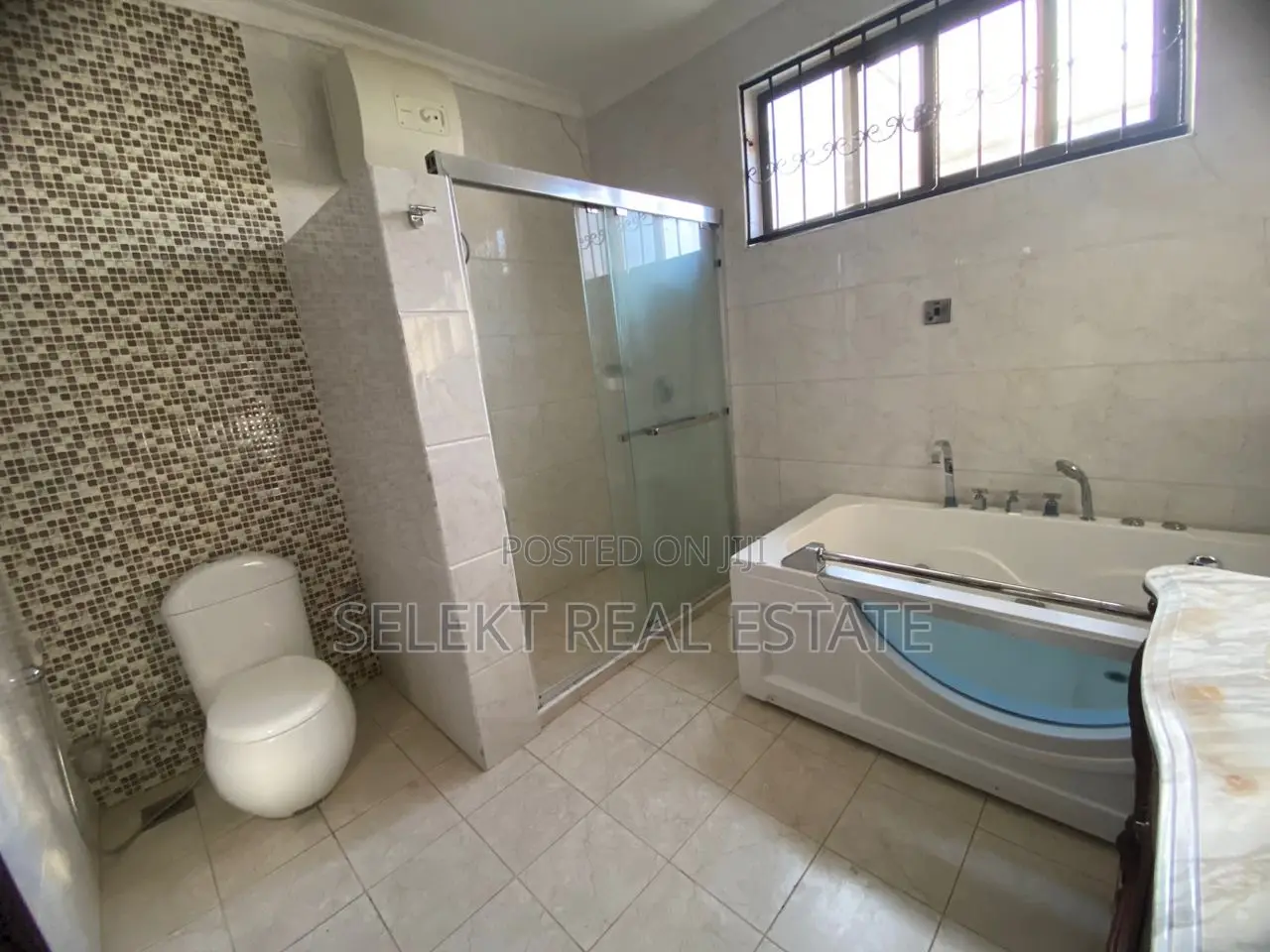 Furnished 4bdrm Villa in Masaki for rent