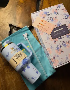 Stanley Loveshackfancy Floral Quencher Tumbler Gift Set Blue