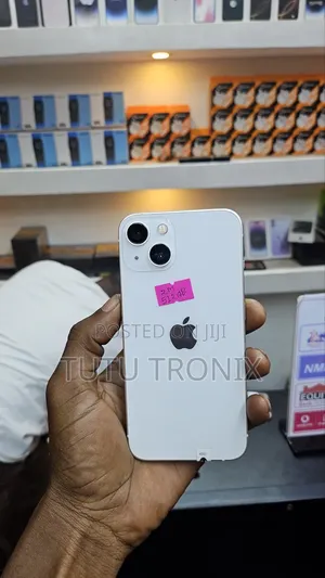 Apple iPhone 13 512 GB White