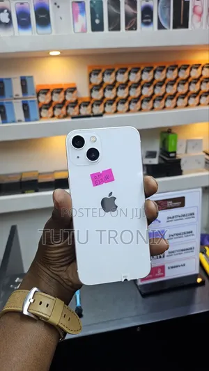 Apple iPhone 13 512 GB White