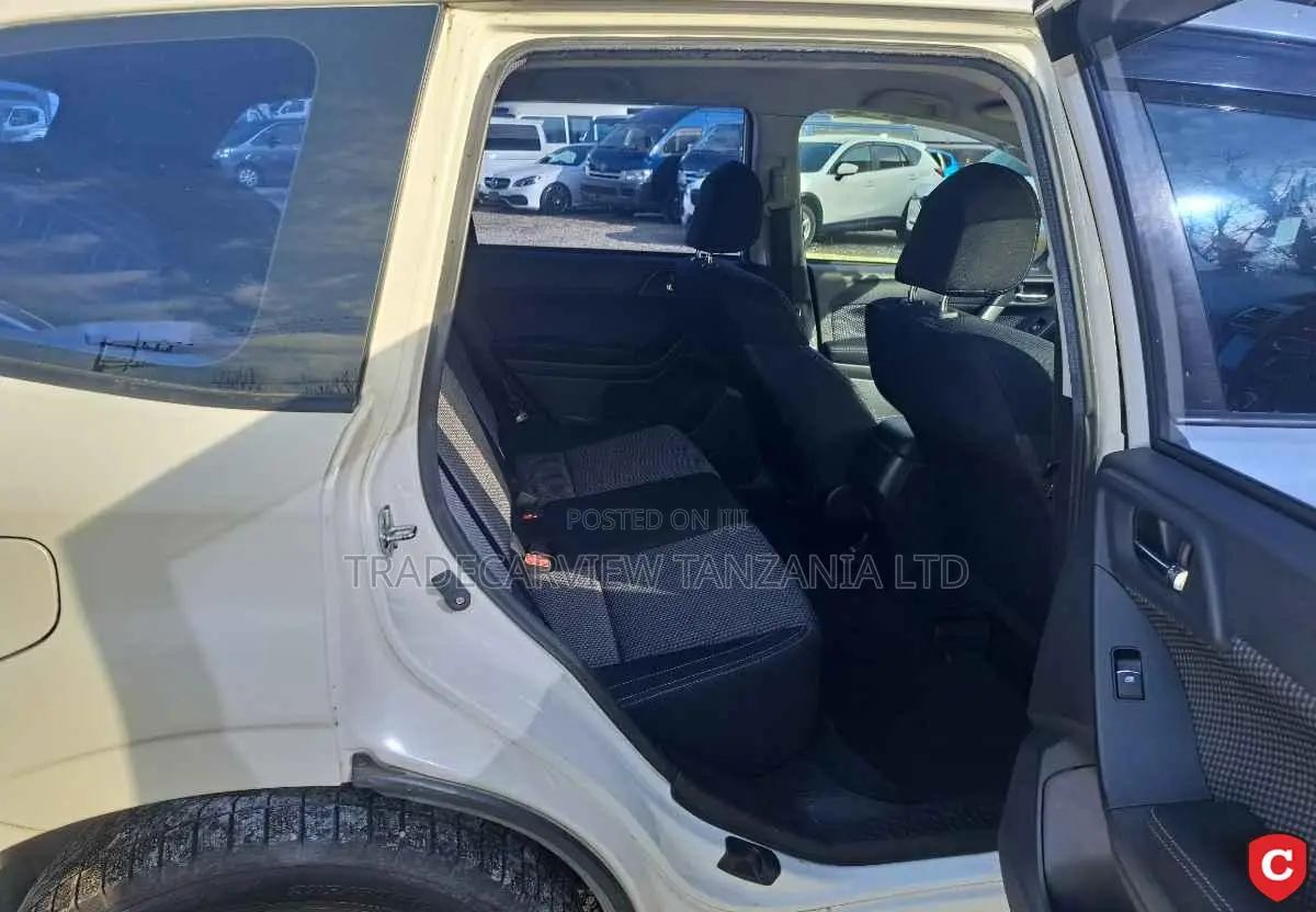 Subaru Forester 2016 Pearl