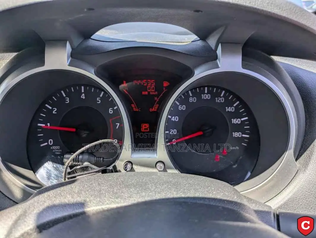 Nissan Juke S 2011 Pearl